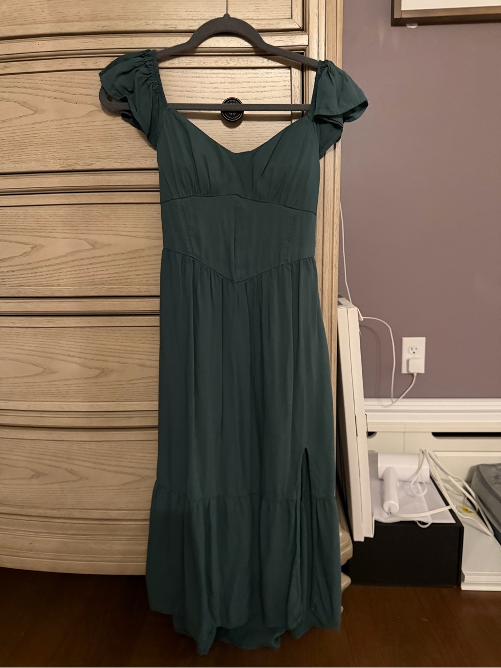 Hollister Forest Green Puff-Sleeve Maxi Dress